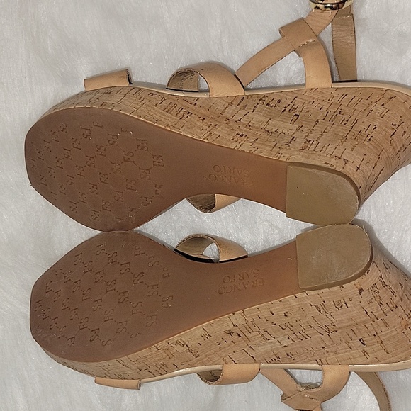 Franco Sarto tan cork wedges - Picture 6 of 6
